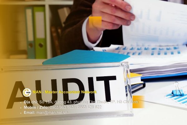 Kiểm tra các tiêu chí để xác định các công ty bắt buộc phải kiểm toán