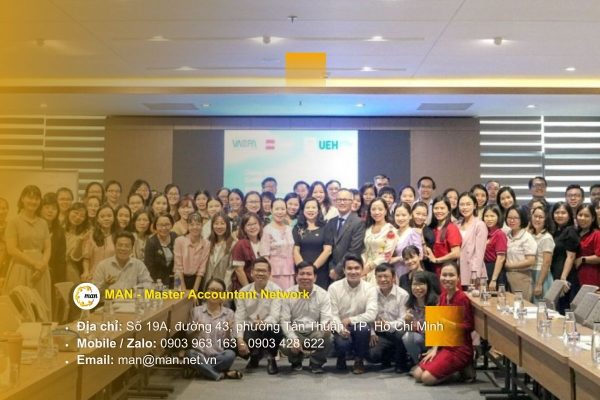 Đội ngũ kiểm toán viên chuyên nghiệp trong kinh nghiệm chọn công ty kiểm toán uy tín