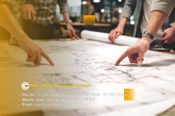 Đội ngũ kiểm toán viên đang làm việc tại công ty kiểm toán giá rẻ và uy tín ở TPHCM