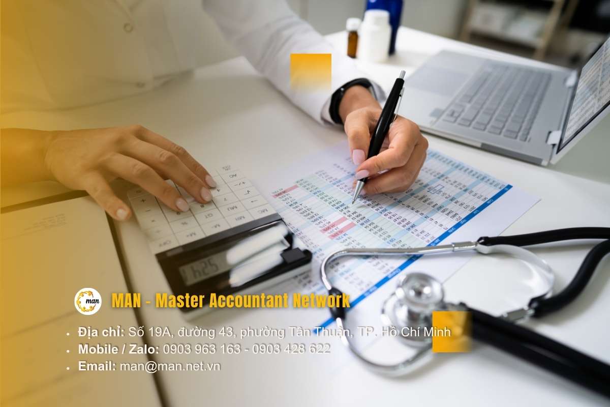 Bảng so sánh công ty kiểm toán nội bộ và kiểm toán độc lập