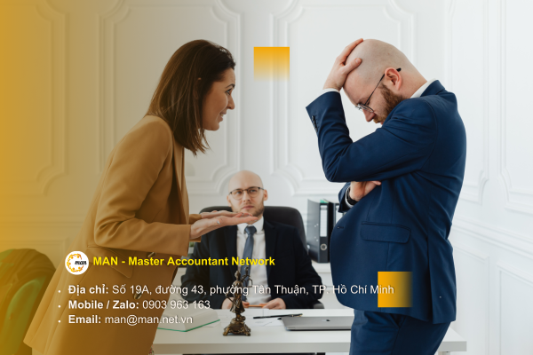 Các yếu tố ảnh hưởng tới tính minh bạch thông tin Tài chính