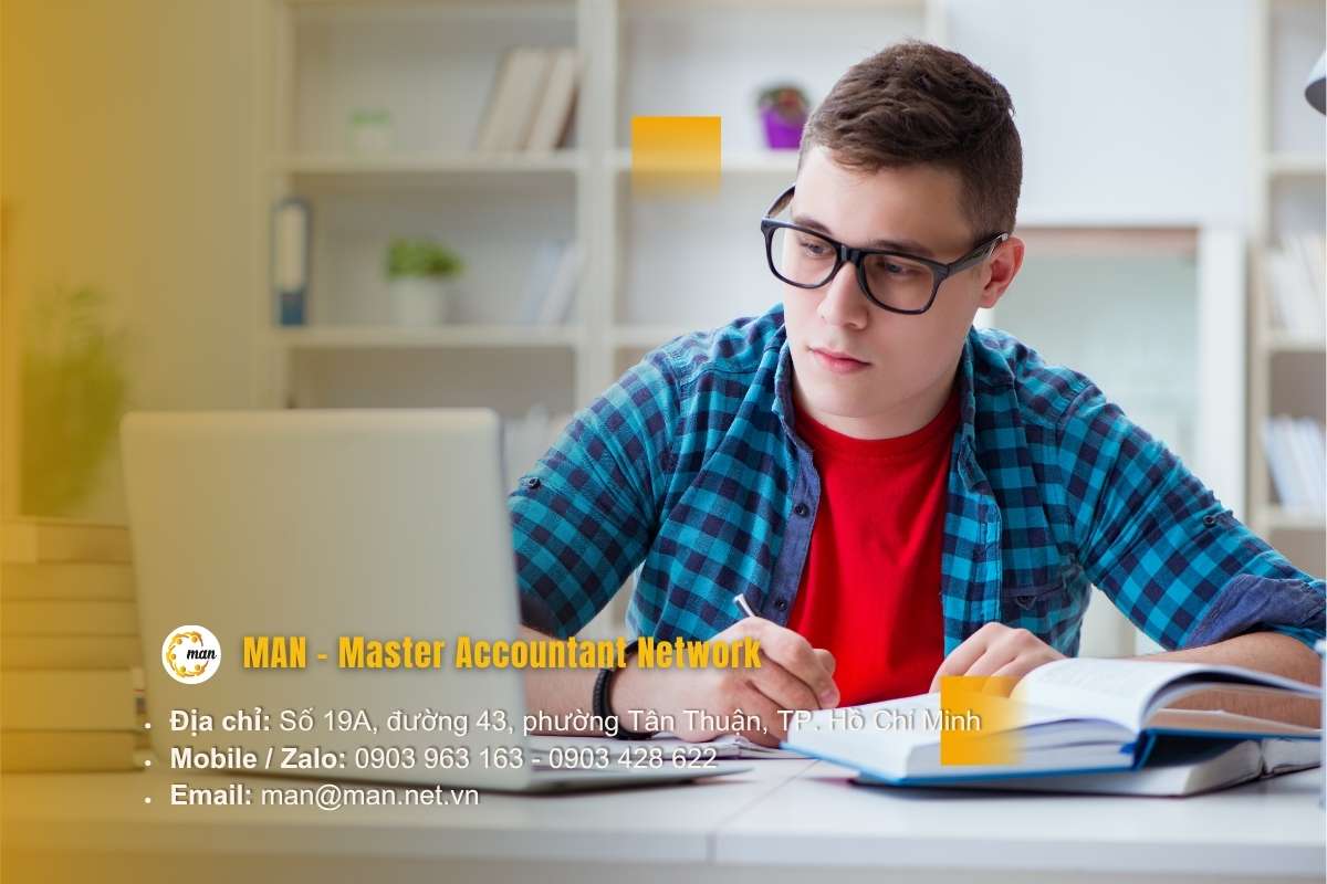 Sách học kiểm toán và phát triển kỹ năng mềm – tư duy phân tích