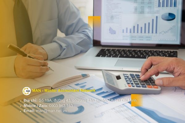 Tuyển dụng Kế toán In-house hay thuê Dịch vụ Kế toán ngoài?