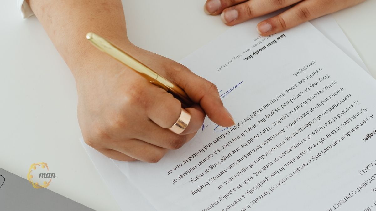 Lợi ích thực tế của việc ký văn bản bằng mực xanh trong công tác văn thư